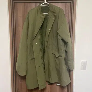 올리브색 모즈 코트