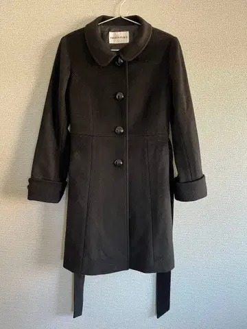 페이튼 플레이스 블랙 울 코트