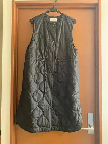 UNFILO 롱베스트 블랙