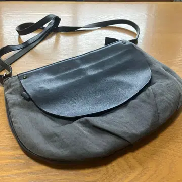 비 스태프 그레이 숄더백