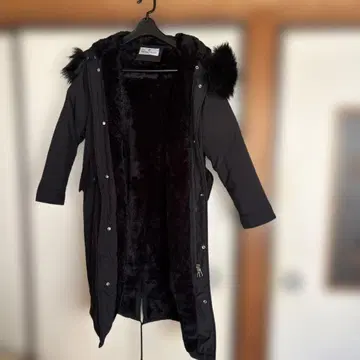 블랙 롱 다운 자켓