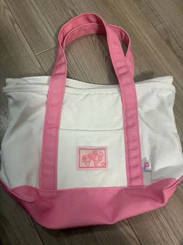 TWICE 산리오 팝업 미니백 모모 모브리 마이멜로디