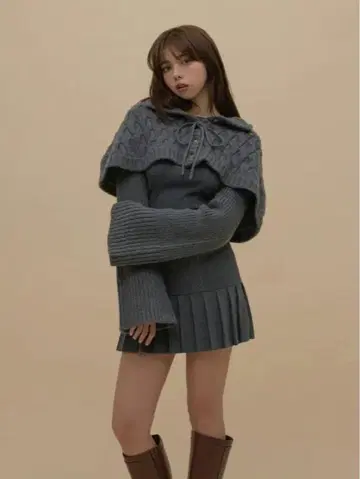 Snow cape knit set up color gray