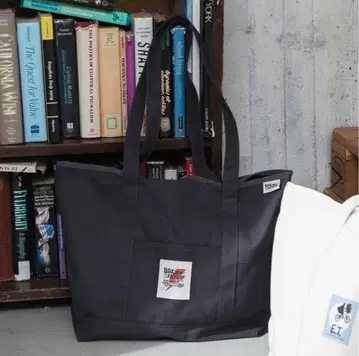 백투더퓨처 BIG 토트백