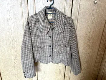 Tnewties (투엔티즈) 뺨을 살짝 꼬집는 자켓