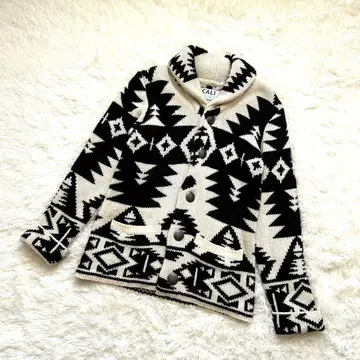 CALI SURF 니트 가디건 네이티브 무늬 아우터 겉옷 워셔블