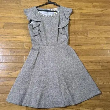 Apuweiser-riche 프릴 슬리브리스 원피스