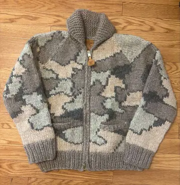 KANATA x HBNS kanata 카나타 하바노스 카우친 스웨터