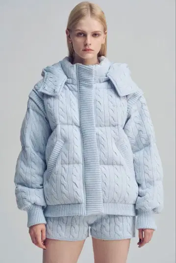 thetoe Shard Knit Down 라이트 블루