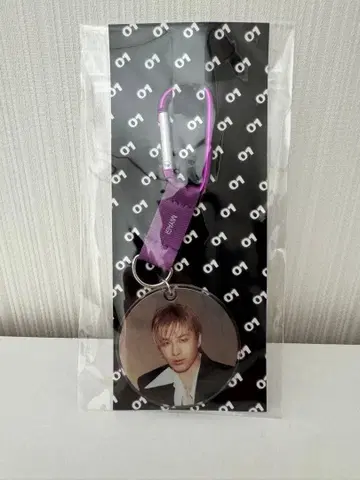 TAEYANG 미야기 한정판 카라비너