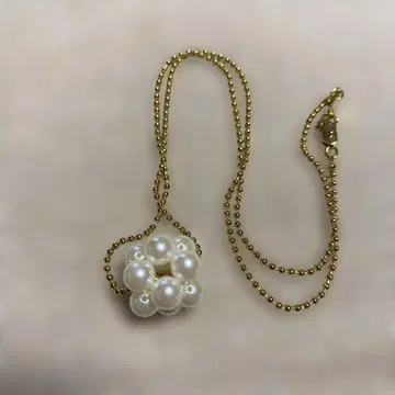 펄 장식 골드 체인 목걸이