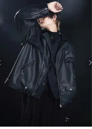 ADRER 신세틱 가죽 오버 더블 라이더 자켓