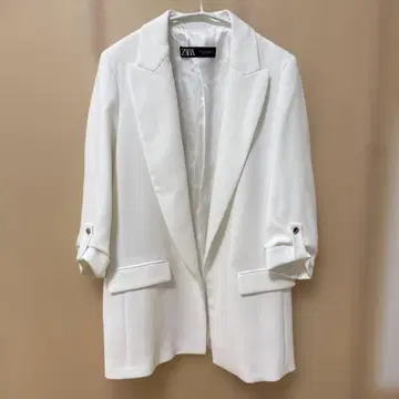 ZARA 화이트 자켓 S 사이즈