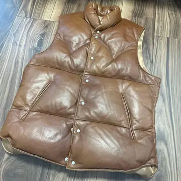 BEAUTY&YOUTH UNITED ARROWS 브라운 다운 베스트 M