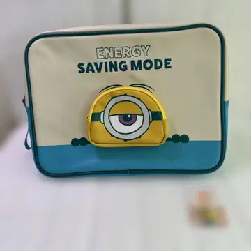 USJ 미니언 SAVING MODE 노트북 케이스