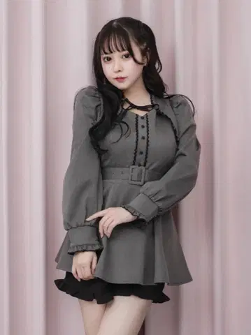 pium 프릴 케이프 프론트 버튼 셋업