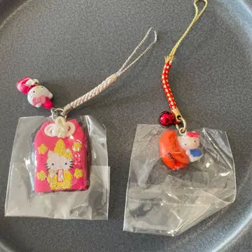 헬로키티 스트랩 2개 세트