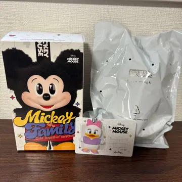 POPMART 팝마트 미키 패밀리 데이지 바