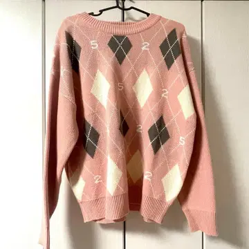 5252 BY OIOI 니트 스웨터 M 핑크 미야지마 유신 착용