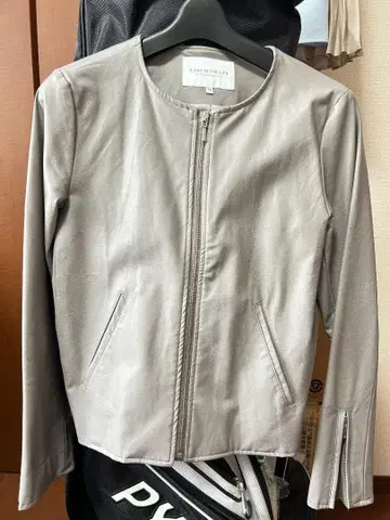 유나이티드 애로우즈 가죽 자켓 그레이 38 사이즈