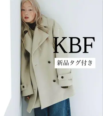 [택 포함 새상품] KBF BIG 컬러 미들 코트