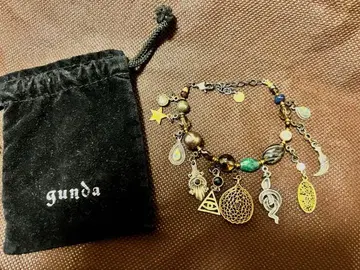 gunda 팔찌