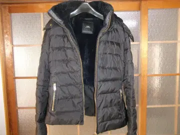 ZARA 블랙 다운 자켓 플리스 안감