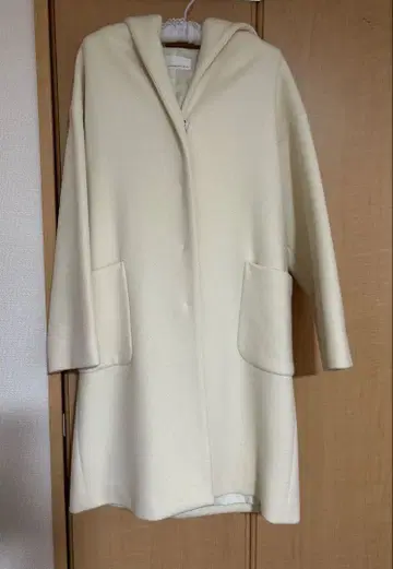 엠프리미어 후드 부착 코트 38