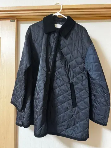 쇼콜라피네 로브 카라 부착 퀼팅 코트 네이비 프리 사이즈