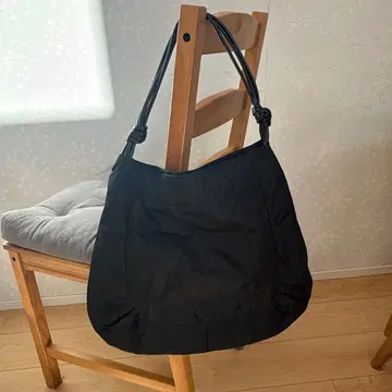 BRONTIBAY PARIS 블랙 토트백