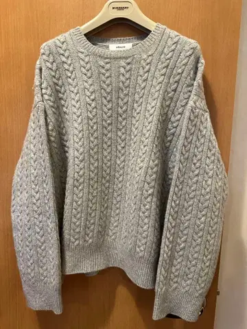 ebure 라무 케이블 니트