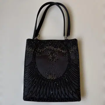 비즈 장식 블랙 파티 백