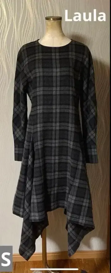 Laula 라우라 비대칭 체크 무늬 롱 원피스