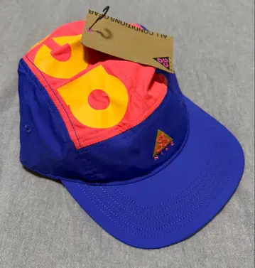 초기 새상품 나이키 acg 캡 멀티 컬러