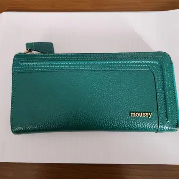 moussy 터콰이즈 지퍼 장지갑
