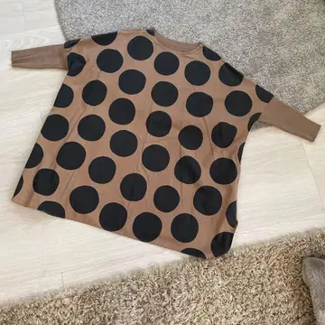 비어즐리 도트 튜닉