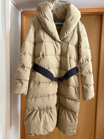 Spick & Span 베이지 다운 자켓