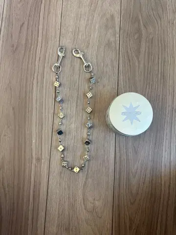 star chain world 주사위 모티브 지갑 체인