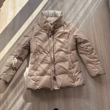 COUP DE CHANCE 베이지 다운 자켓 M 사이즈