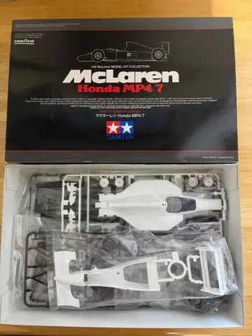 TAMIYA McLaren Honda MP4/7 1/20
