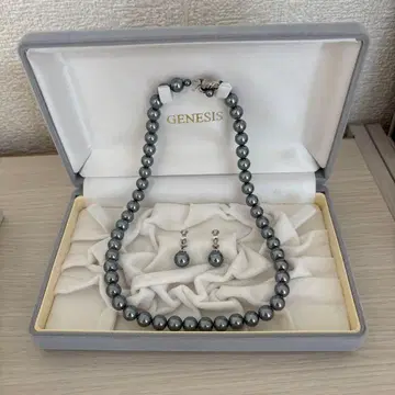 GENESIS 그레이 진주 목걸이 귀찌 세트