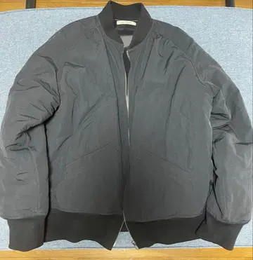 줄라이나인 아우터