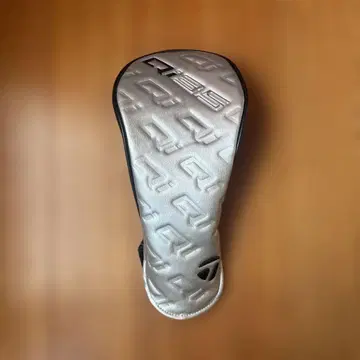 TaylorMade QI35 드라이버용 골프헤드커버