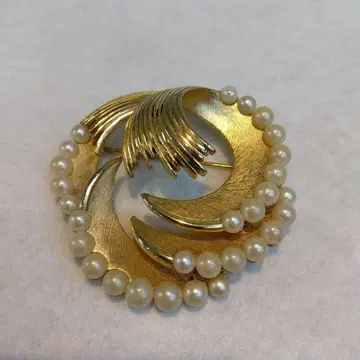 CROWN TRIFARI 빈티지 브로치