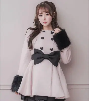 pium 하트 버튼 리본 벨트 샤기 코트 핑크