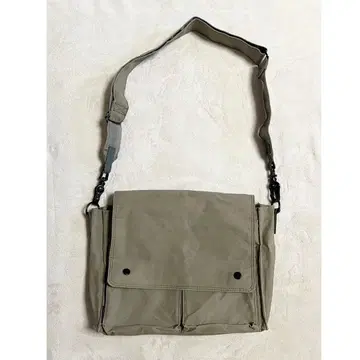 BAGGY PORT 캔버스 숄더백