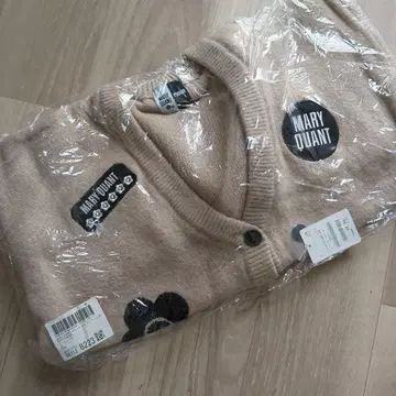 마리콴트 택 포함 새상품 가디건