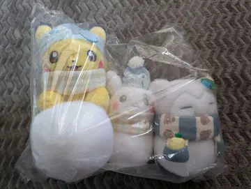 포켓몬 봉제 인형 피카츄와 눈놀이 눈사람 피카츄 카비곤