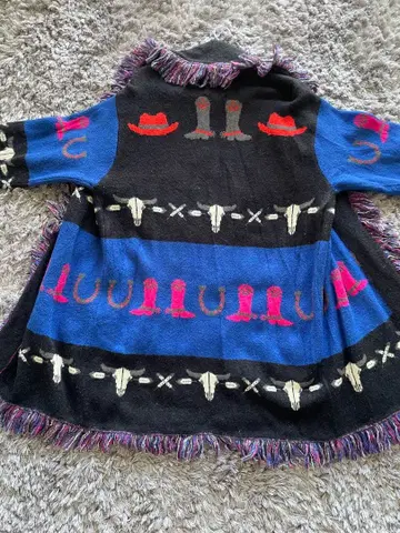 카우보이 부츠 패턴 오픈 프론트 가디건