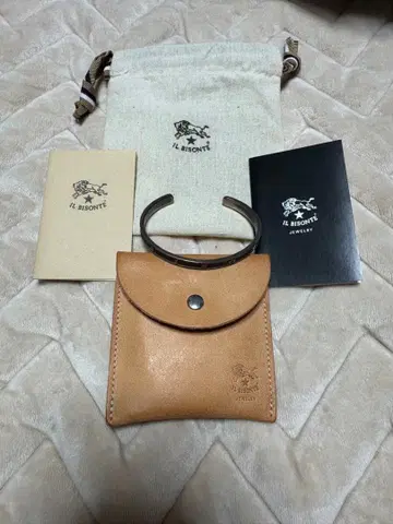IL BISONTE 주얼리 팔찌 케이스와 팔찌